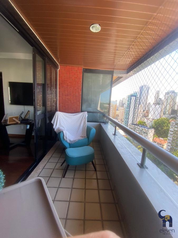 Cobertura à venda com 4 quartos, 260m² - Foto 3