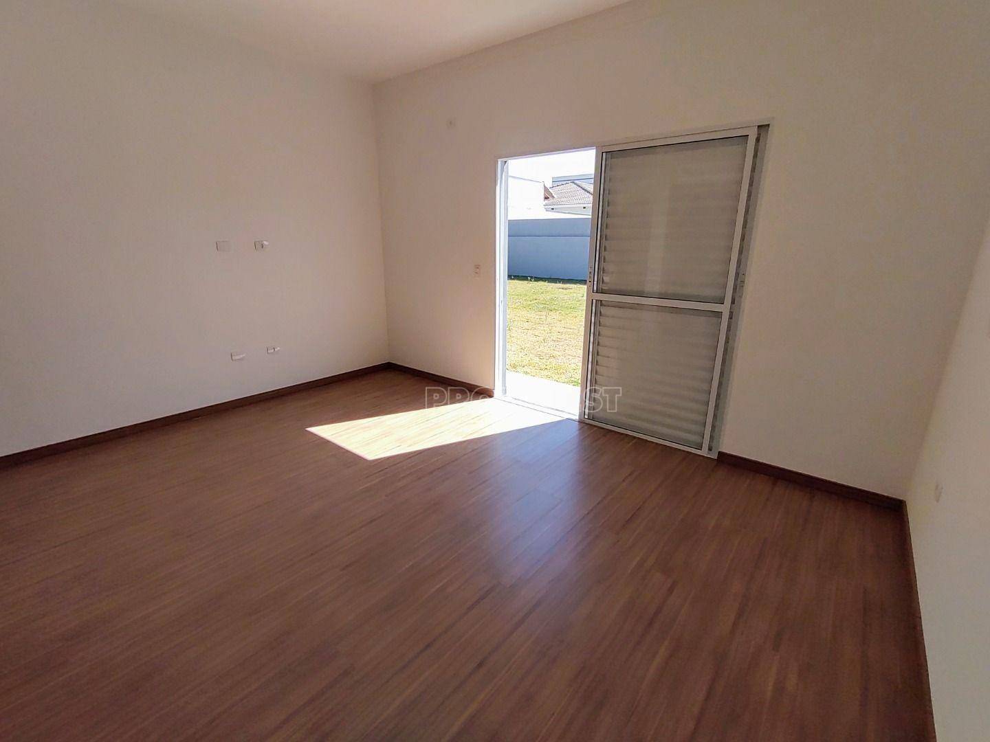Casa de Condomínio à venda e aluguel com 3 quartos, 230m² - Foto 18
