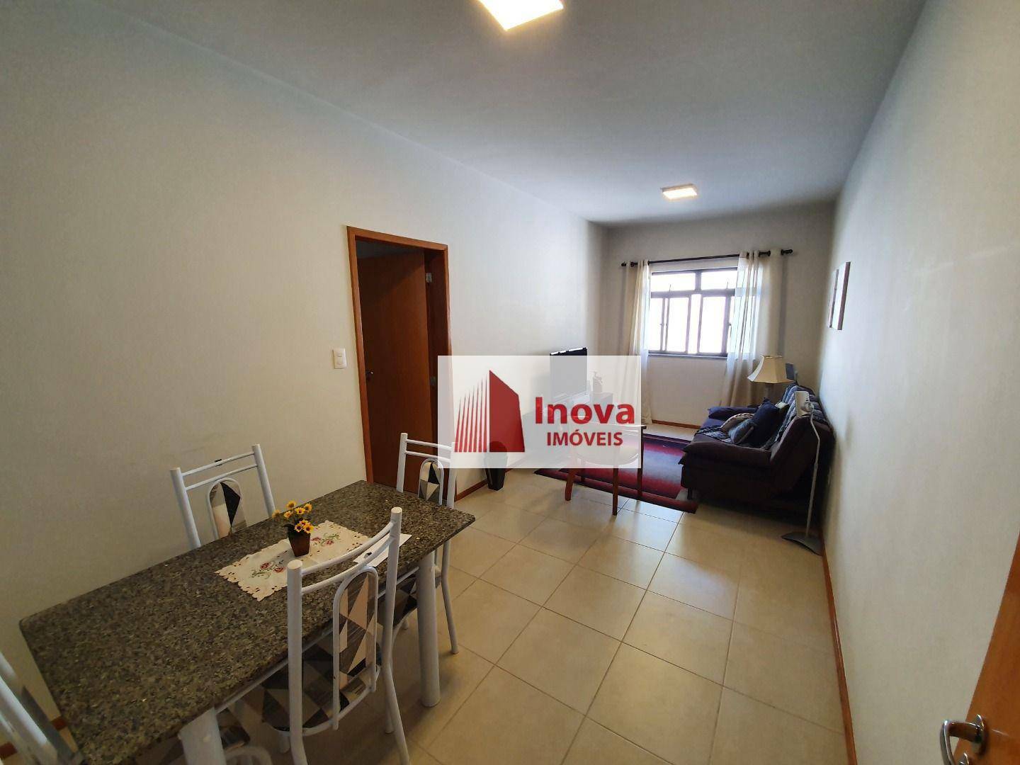 Apartamento à venda com 2 quartos, 70m² - Foto 17