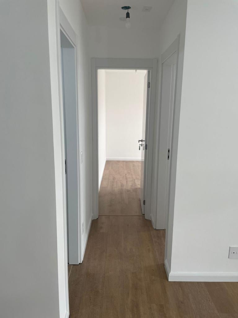 Apartamento à venda com 2 quartos, 68m² - Foto 4