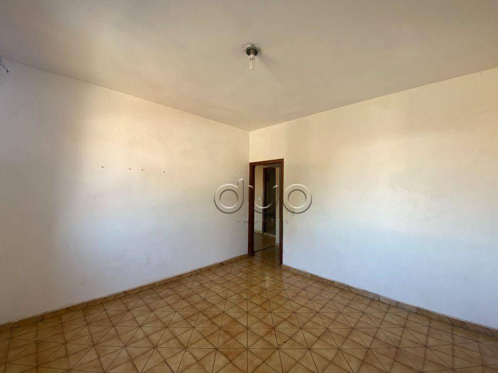 Casa à venda com 3 quartos, 294m² - Foto 7