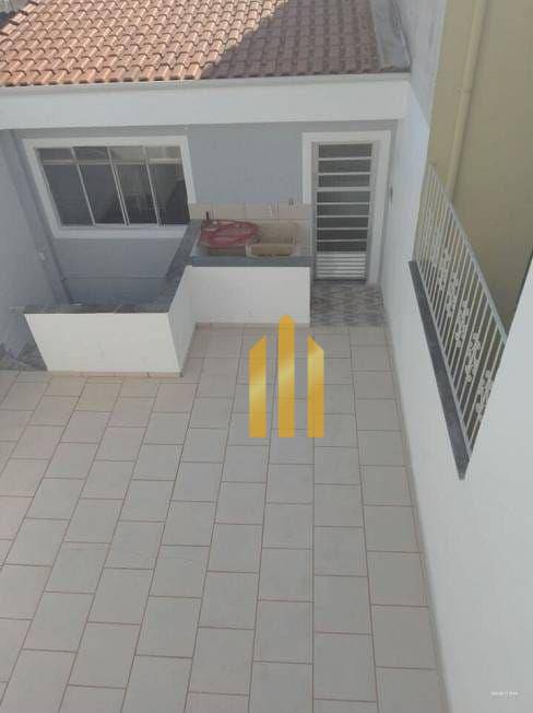 Sobrado à venda com 3 quartos, 250m² - Foto 17