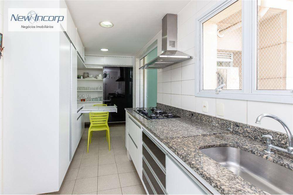 Apartamento à venda com 3 quartos, 154m² - Foto 24