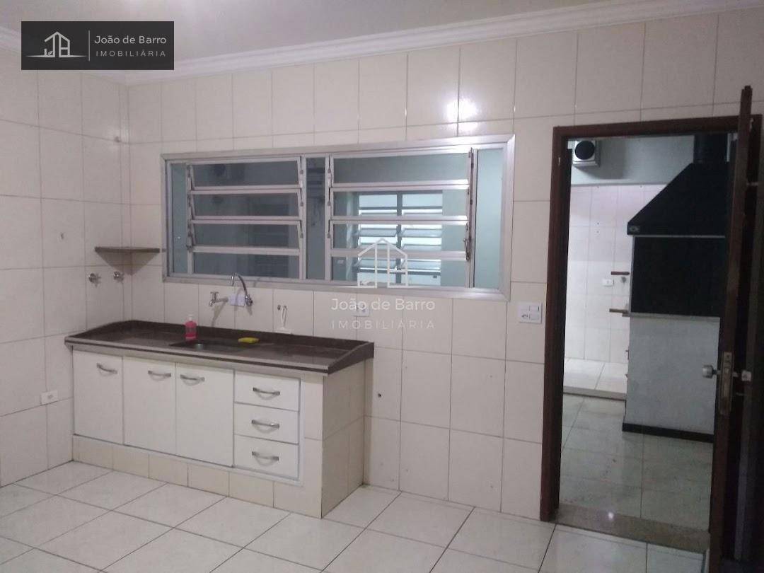 Sobrado à venda com 4 quartos, 144m² - Foto 1