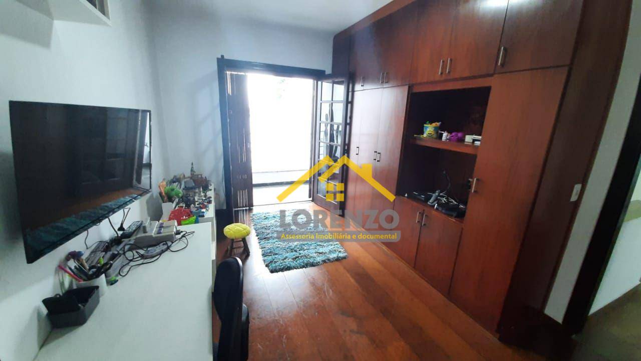 Sobrado à venda com 3 quartos, 300m² - Foto 29