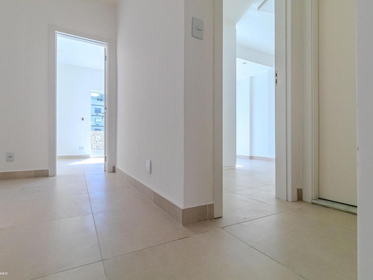 Apartamento à venda com 3 quartos, 135m² - Foto 27