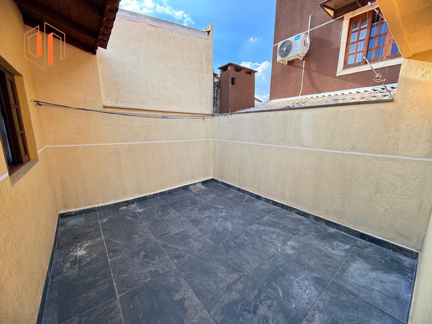Casa à venda com 4 quartos, 132m² - Foto 10