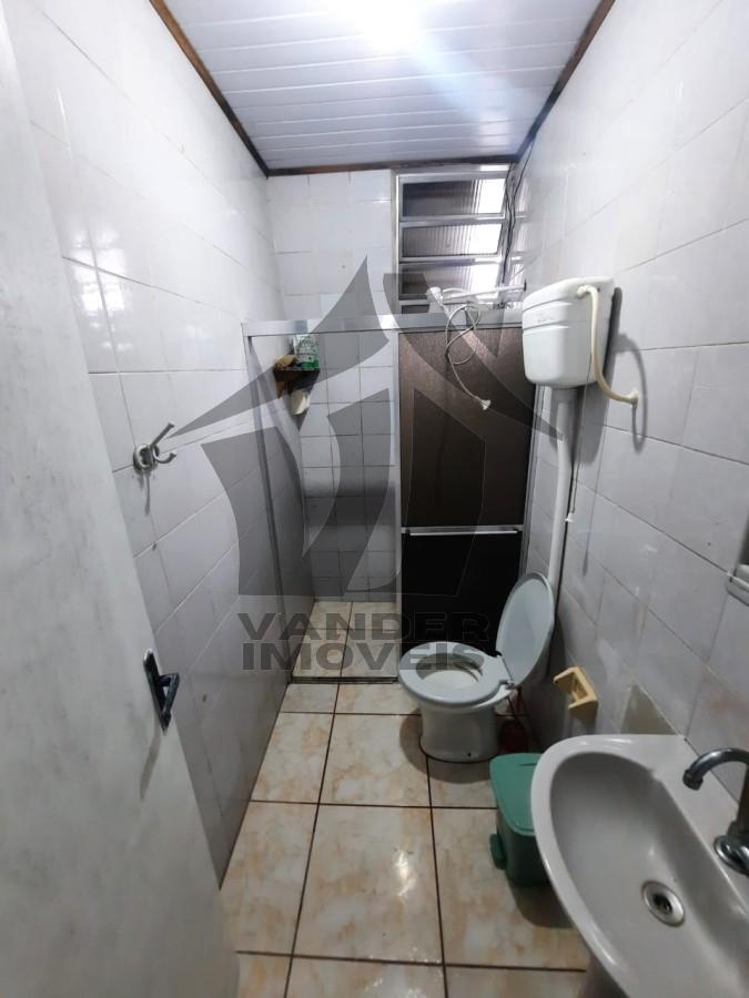 Casa à venda com 2 quartos, 300m² - Foto 7