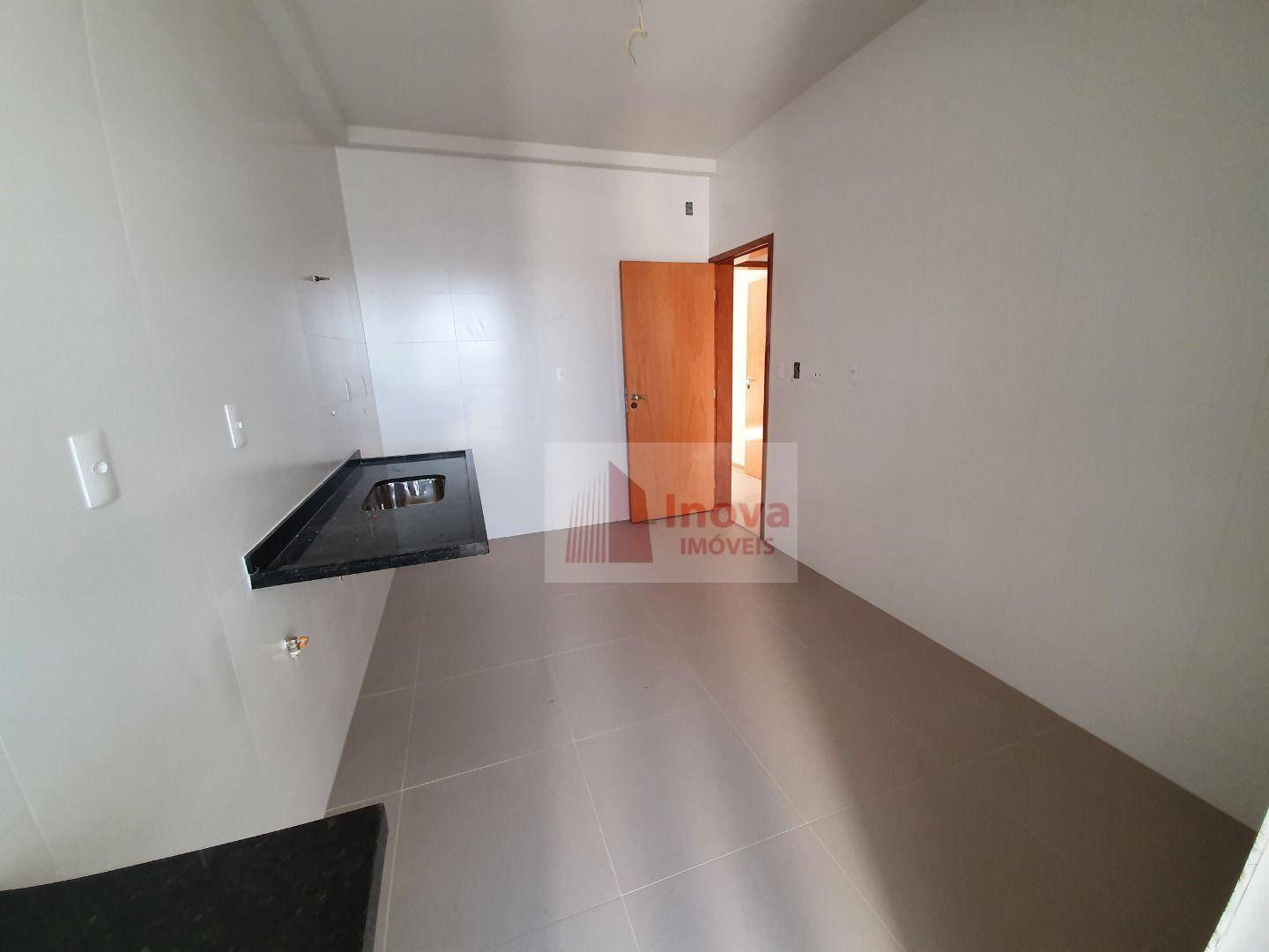 Cobertura à venda com 4 quartos, 250m² - Foto 17