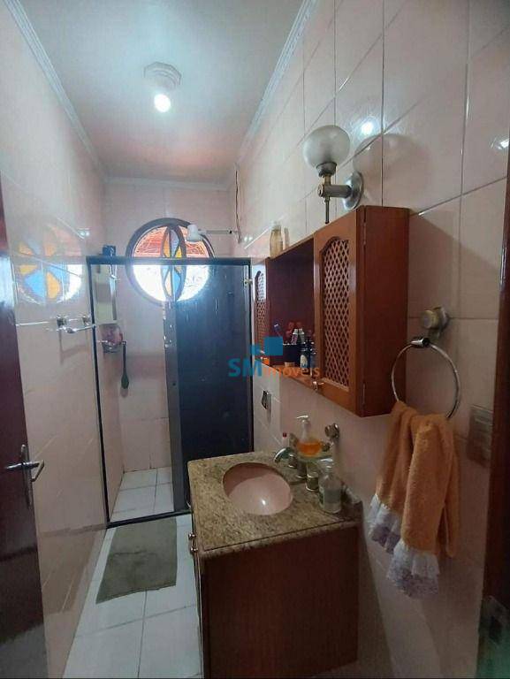 Sobrado à venda com 4 quartos, 200m² - Foto 24