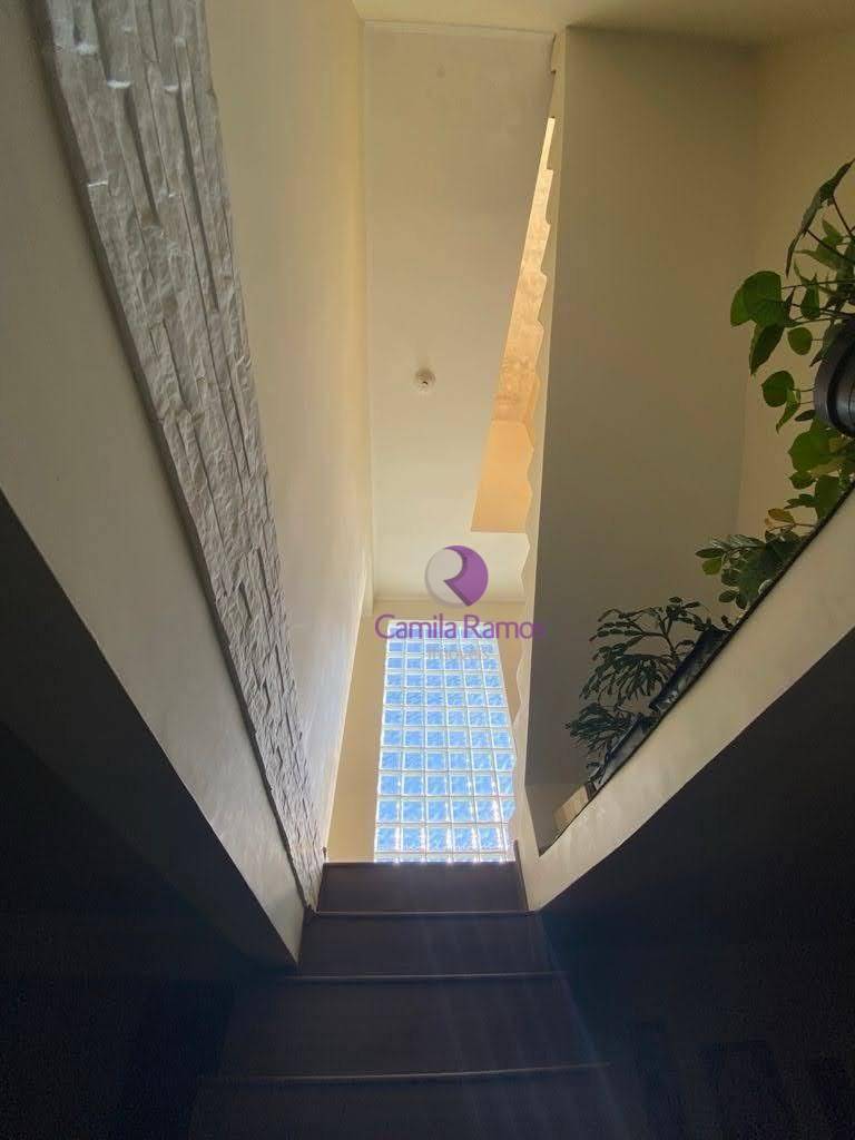 Sobrado à venda com 3 quartos, 208m² - Foto 11