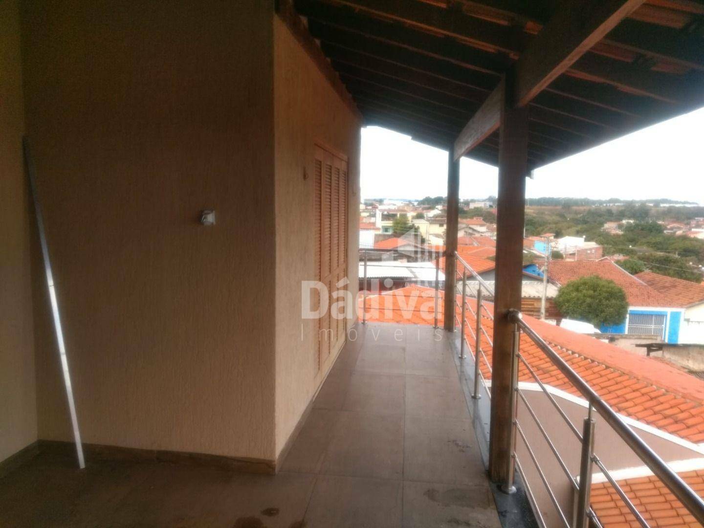 Casa à venda com 3 quartos, 230m² - Foto 10