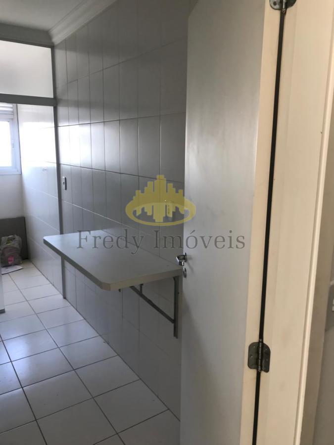 Apartamento à venda com 2 quartos, 62m² - Foto 19