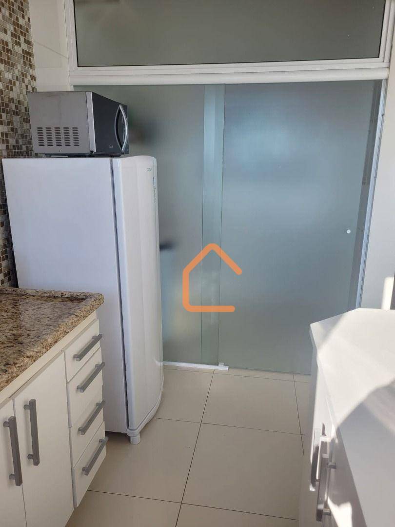 Apartamento à venda com 2 quartos, 75m² - Foto 5