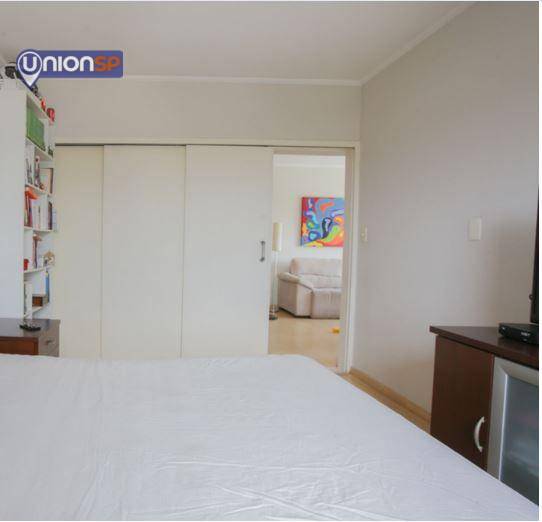 Apartamento à venda com 2 quartos, 78m² - Foto 8