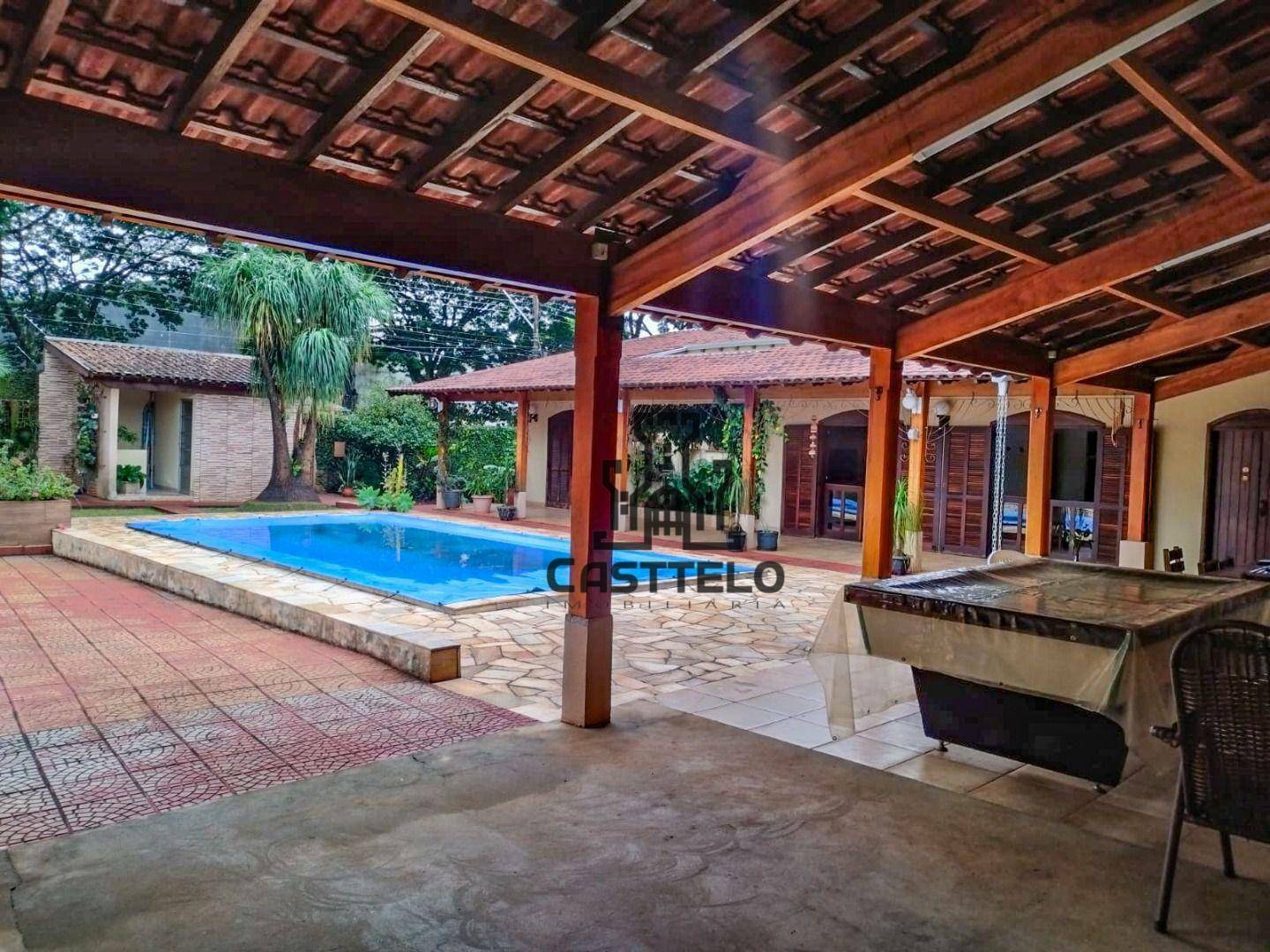 Casa à venda com 5 quartos, 353m² - Foto 3