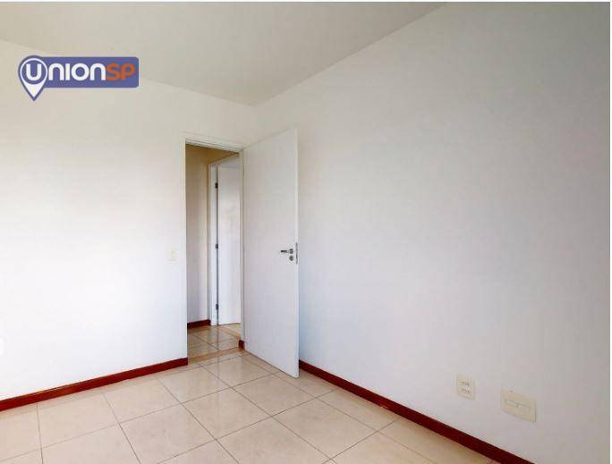 Apartamento à venda com 2 quartos, 58m² - Foto 5