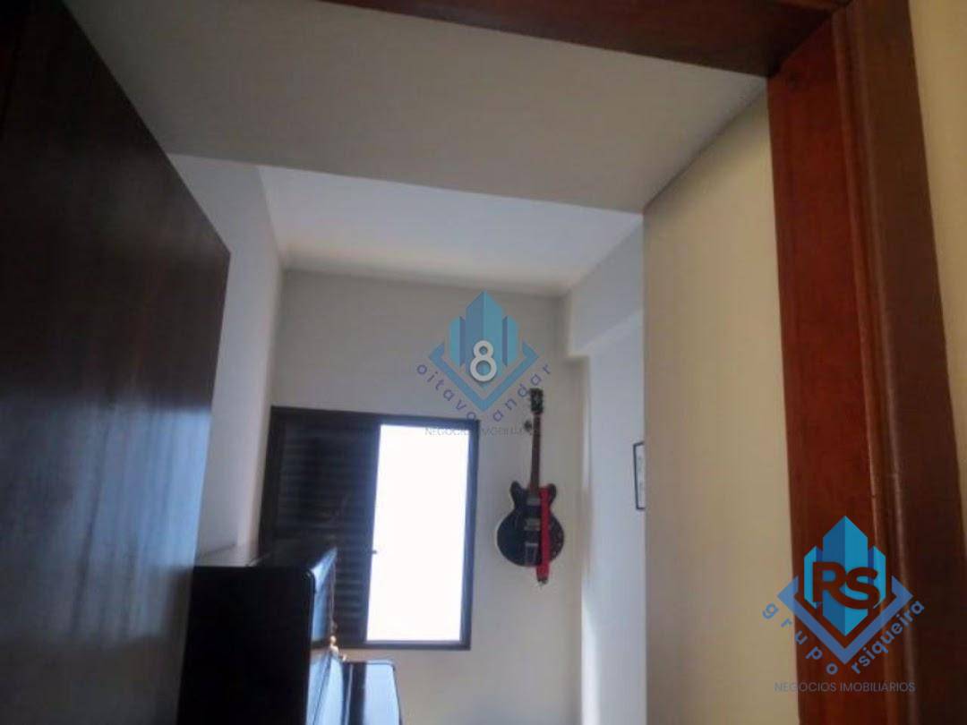 Apartamento à venda com 3 quartos, 155m² - Foto 10