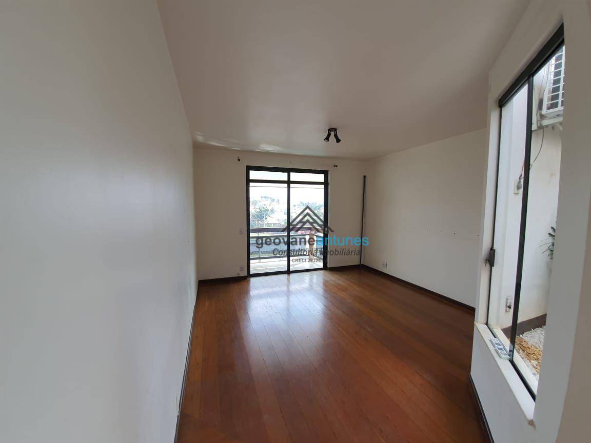 Sobrado à venda com 4 quartos, 681m² - Foto 56