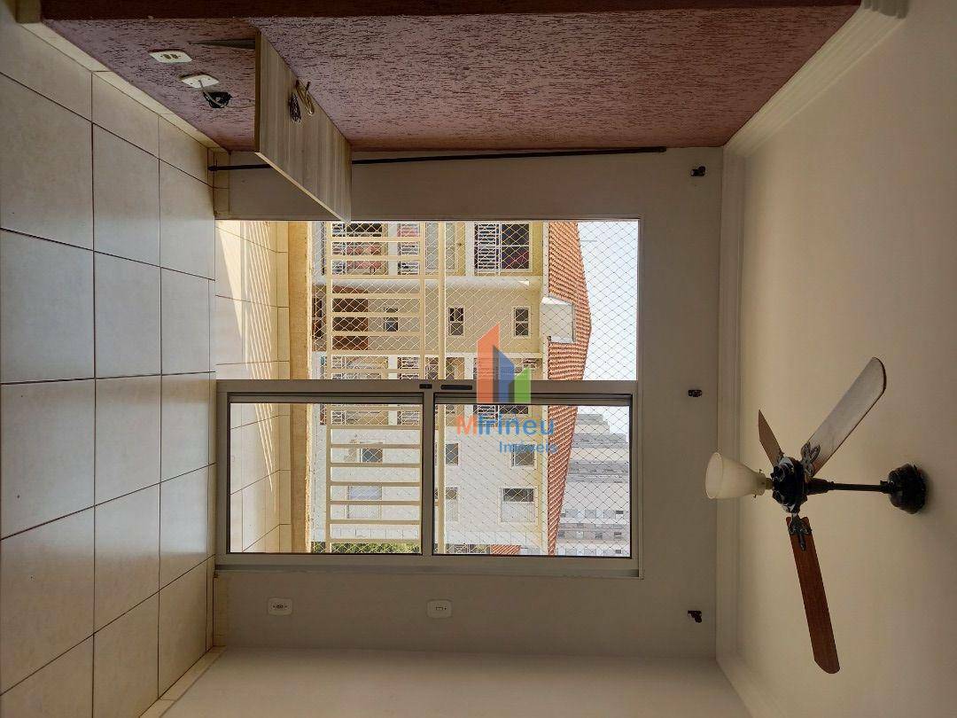 Apartamento à venda com 2 quartos, 48m² - Foto 7