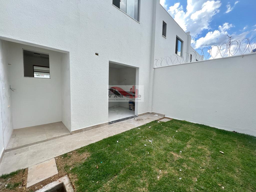 Casa à venda com 3 quartos, 40m² - Foto 6