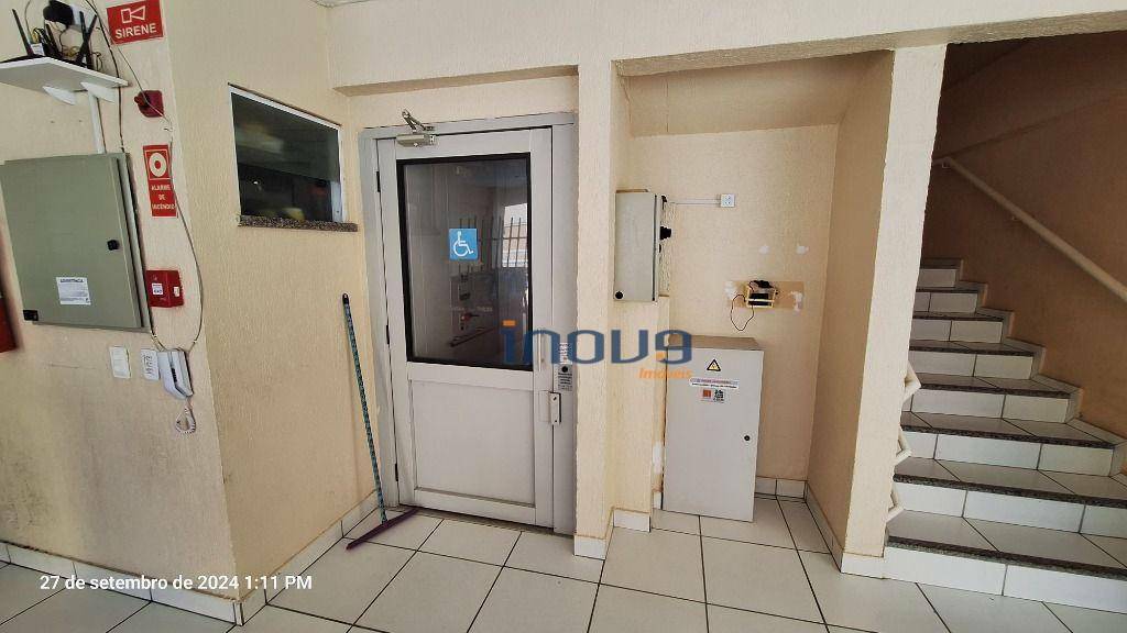 Apartamento à venda com 2 quartos, 43m² - Foto 17