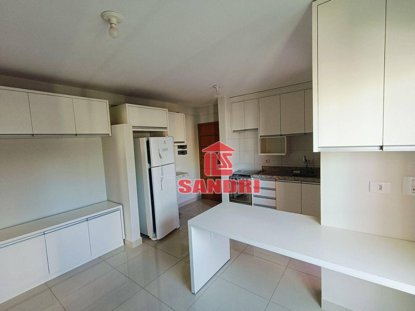 Apartamento à venda com 1 quarto, 40m² - Foto 5