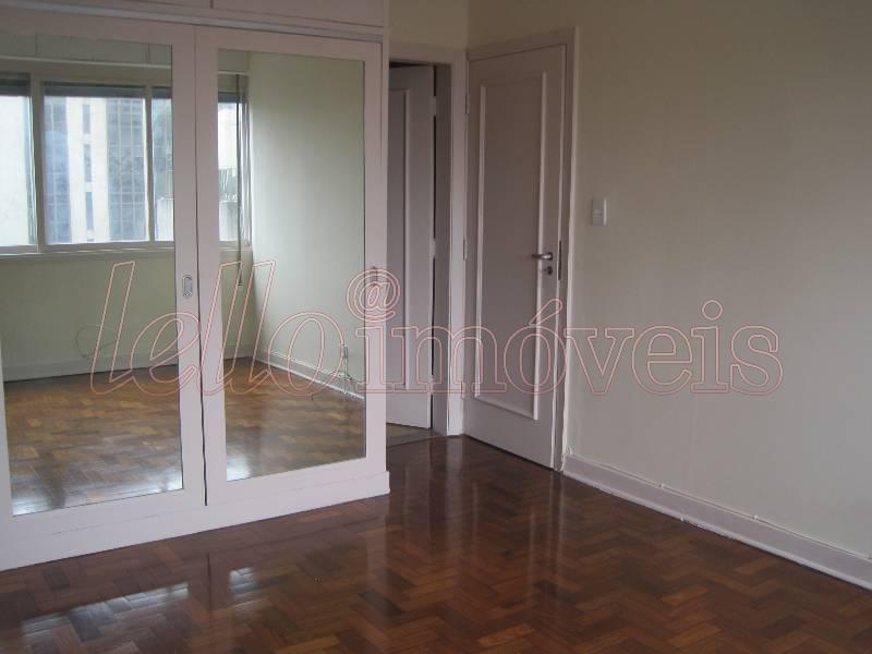 Apartamento para alugar com 2 quartos, 117m² - Foto 10