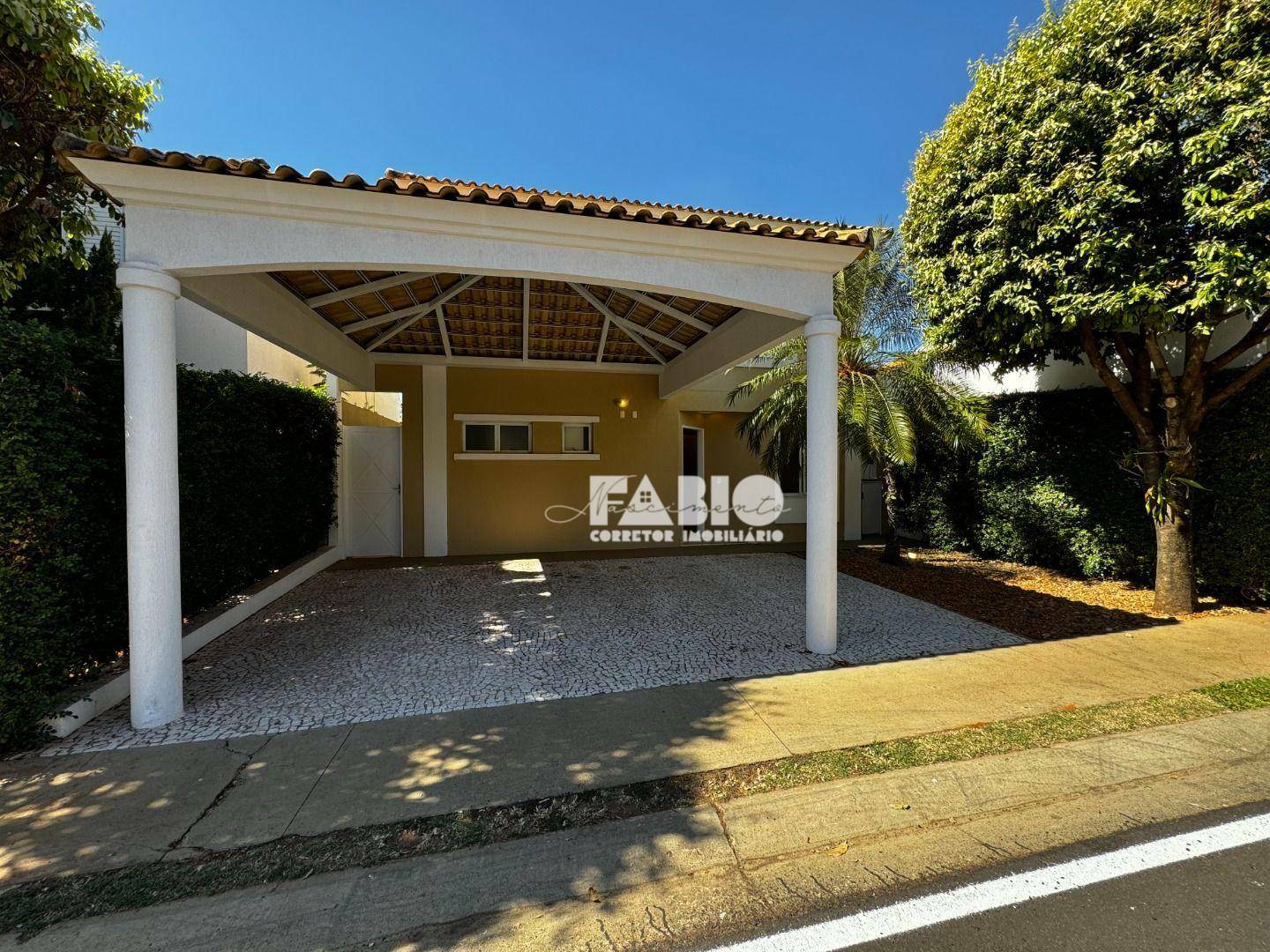 Casa de Condomínio à venda com 4 quartos, 250m² - Foto 2