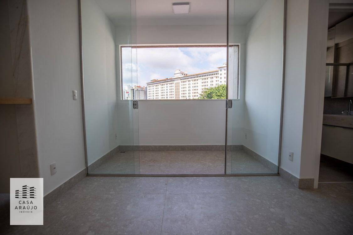 Apartamento à venda com 2 quartos, 67m² - Foto 10