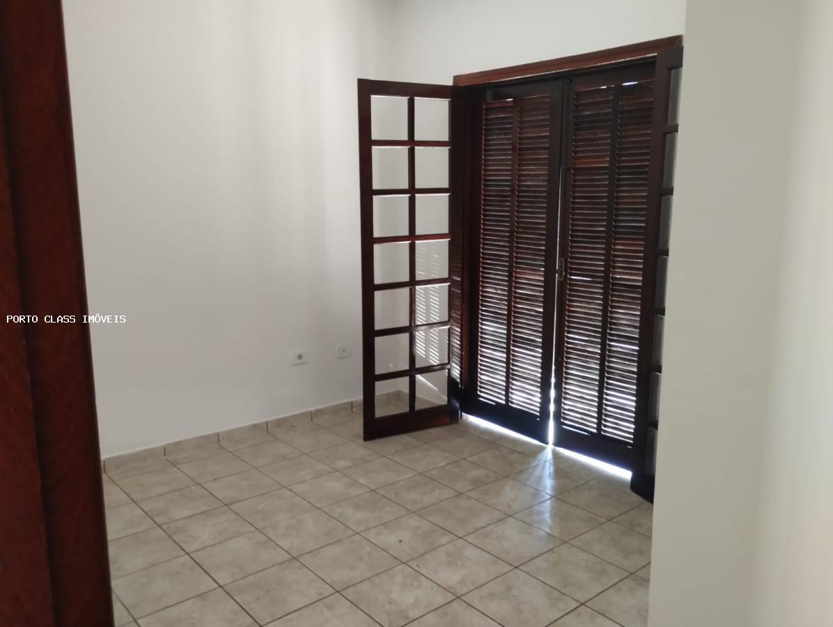 Sobrado à venda com 3 quartos, 180m² - Foto 14