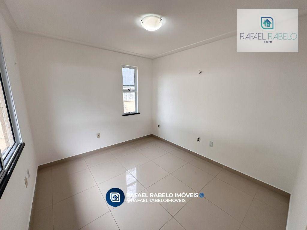 Casa à venda com 4 quartos, 220m² - Foto 13