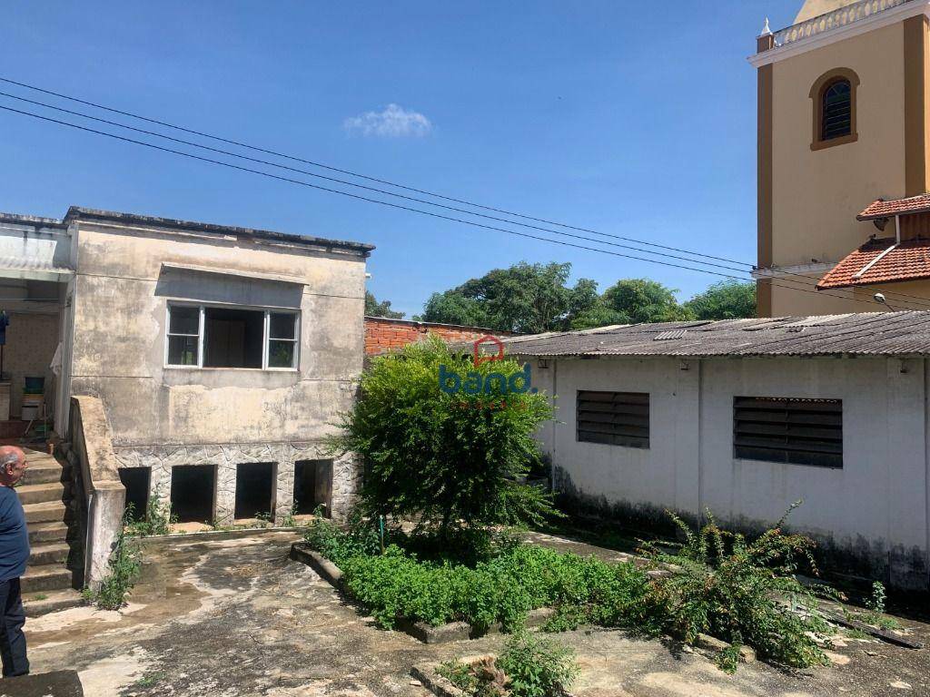 Casa à venda com 3 quartos, 275m² - Foto 7