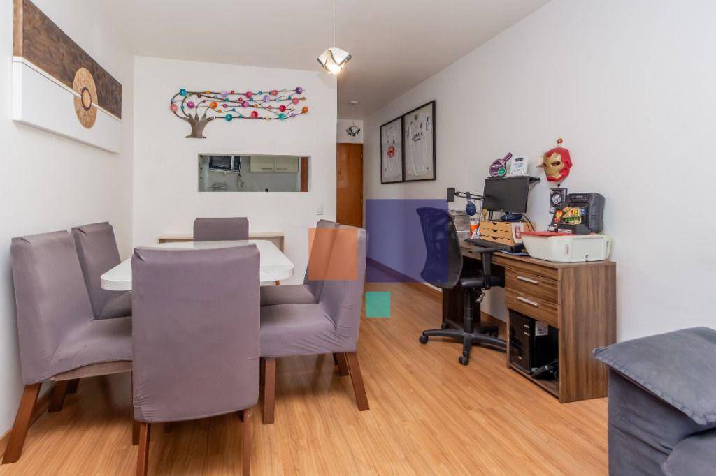 Apartamento à venda com 3 quartos, 75m² - Foto 3