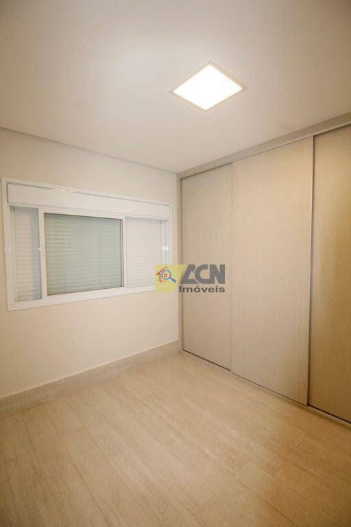 Sobrado à venda com 3 quartos, 230m² - Foto 18