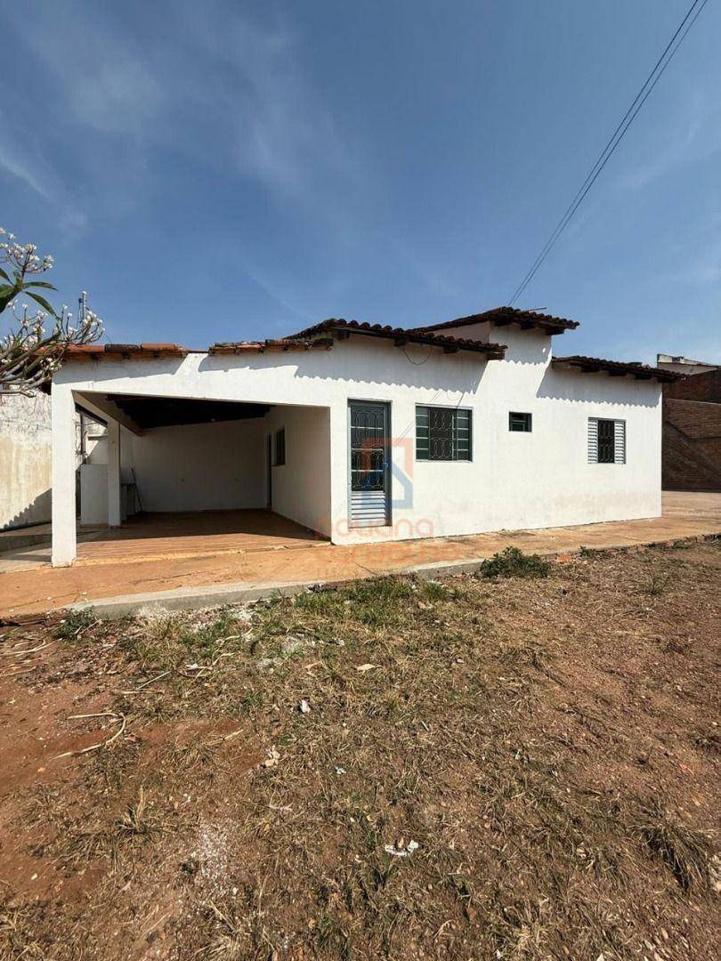 Casa, 2 quartos, 80 m² - Foto 1