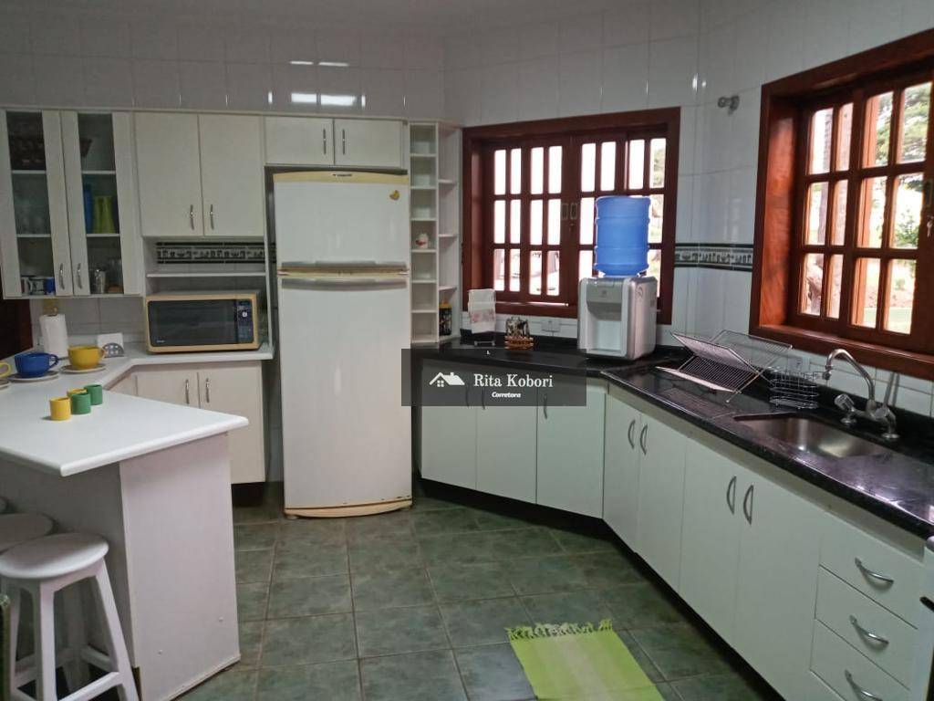 Casa de Condomínio à venda com 5 quartos, 450m² - Foto 1