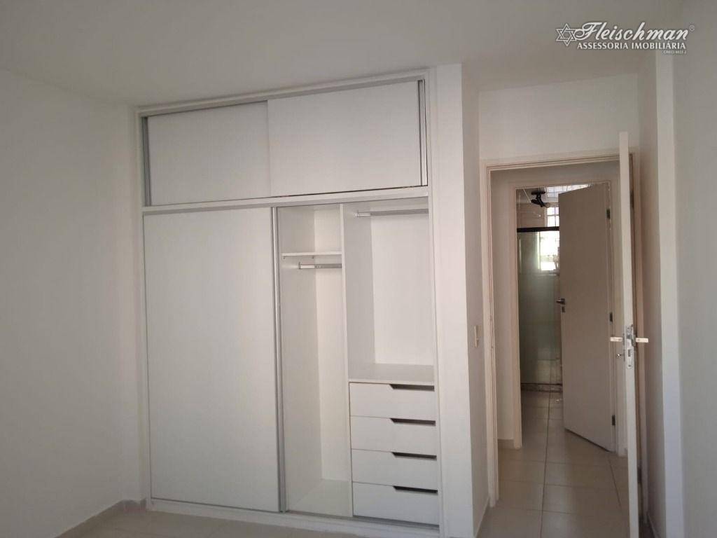 Apartamento para alugar com 3 quartos, 122m² - Foto 10