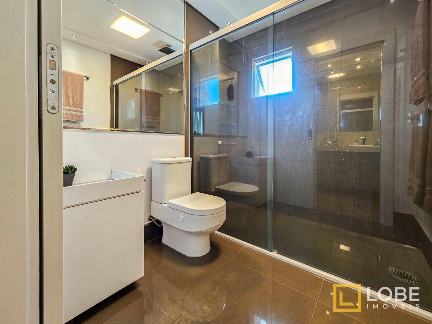 Cobertura, 3 quartos, 228 m² - Foto 22