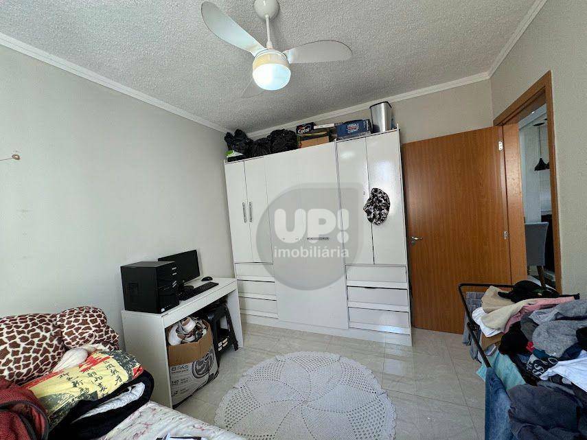 Apartamento à venda com 2 quartos, 45m² - Foto 18