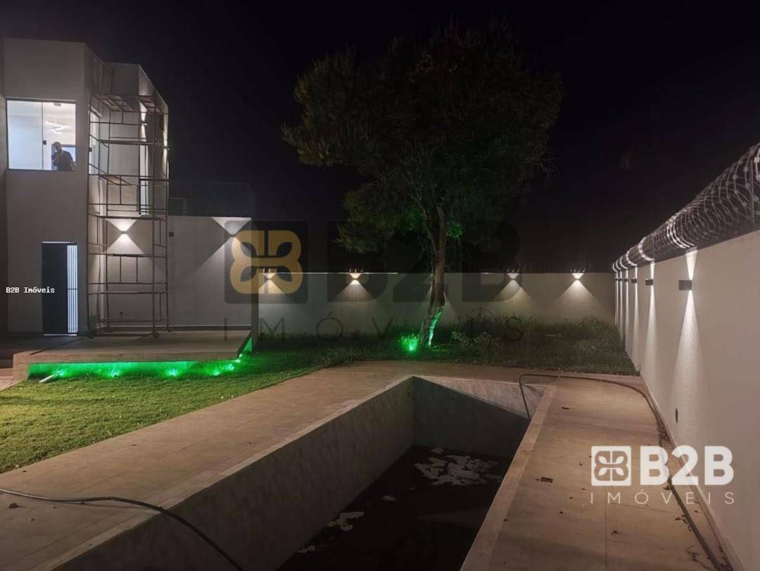 Casa à venda com 3 quartos, 230m² - Foto 8