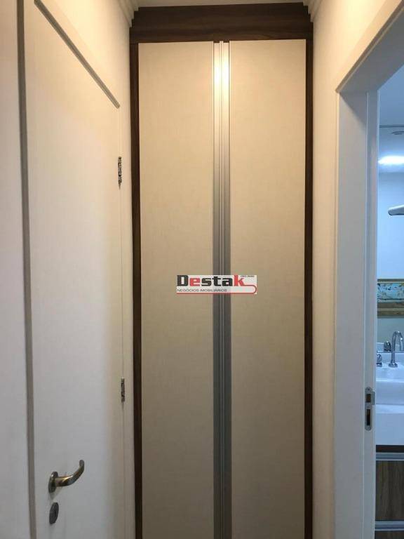 Apartamento à venda com 3 quartos, 130m² - Foto 31