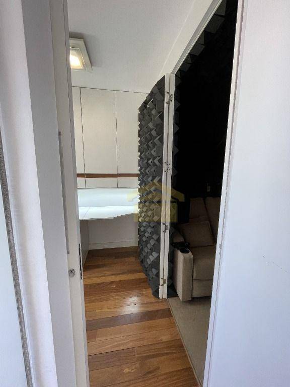 Apartamento à venda com 3 quartos, 121m² - Foto 20