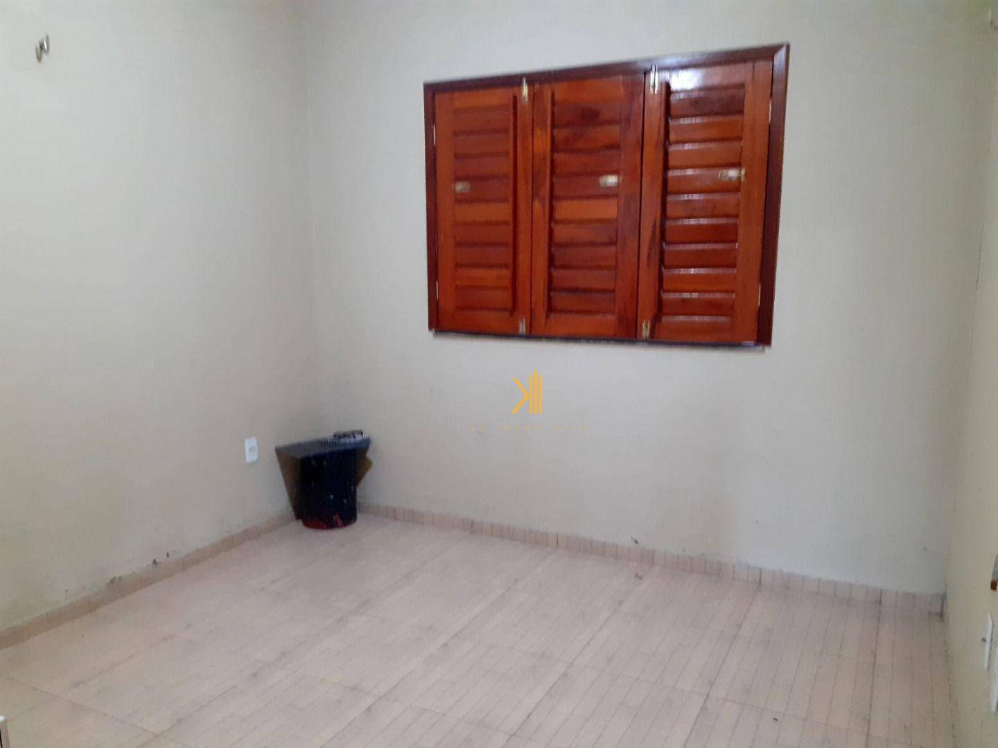 Casa à venda com 3 quartos, 200m² - Foto 8