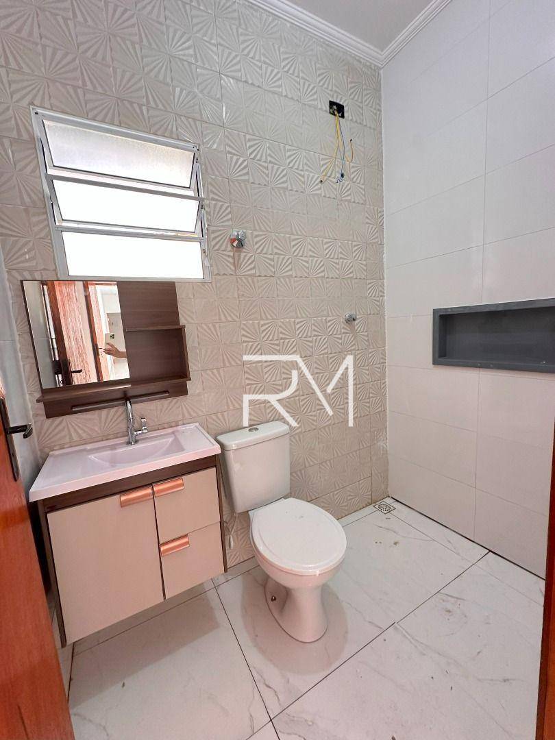 Casa à venda com 2 quartos, 80m² - Foto 8