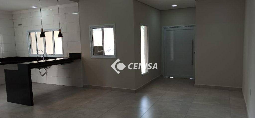 Casa de Condomínio à venda com 3 quartos, 141m² - Foto 2