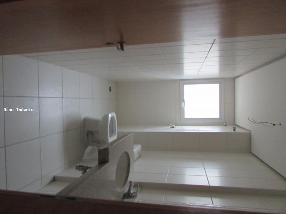 Apartamento à venda com 3 quartos, 187m² - Foto 4