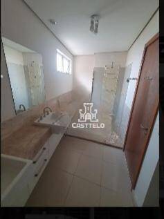 Apartamento para alugar com 3 quartos, 200m² - Foto 14