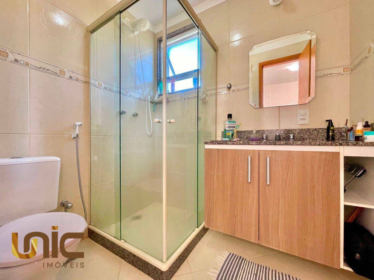 Casa de Condomínio à venda com 4 quartos, 258m² - Foto 18