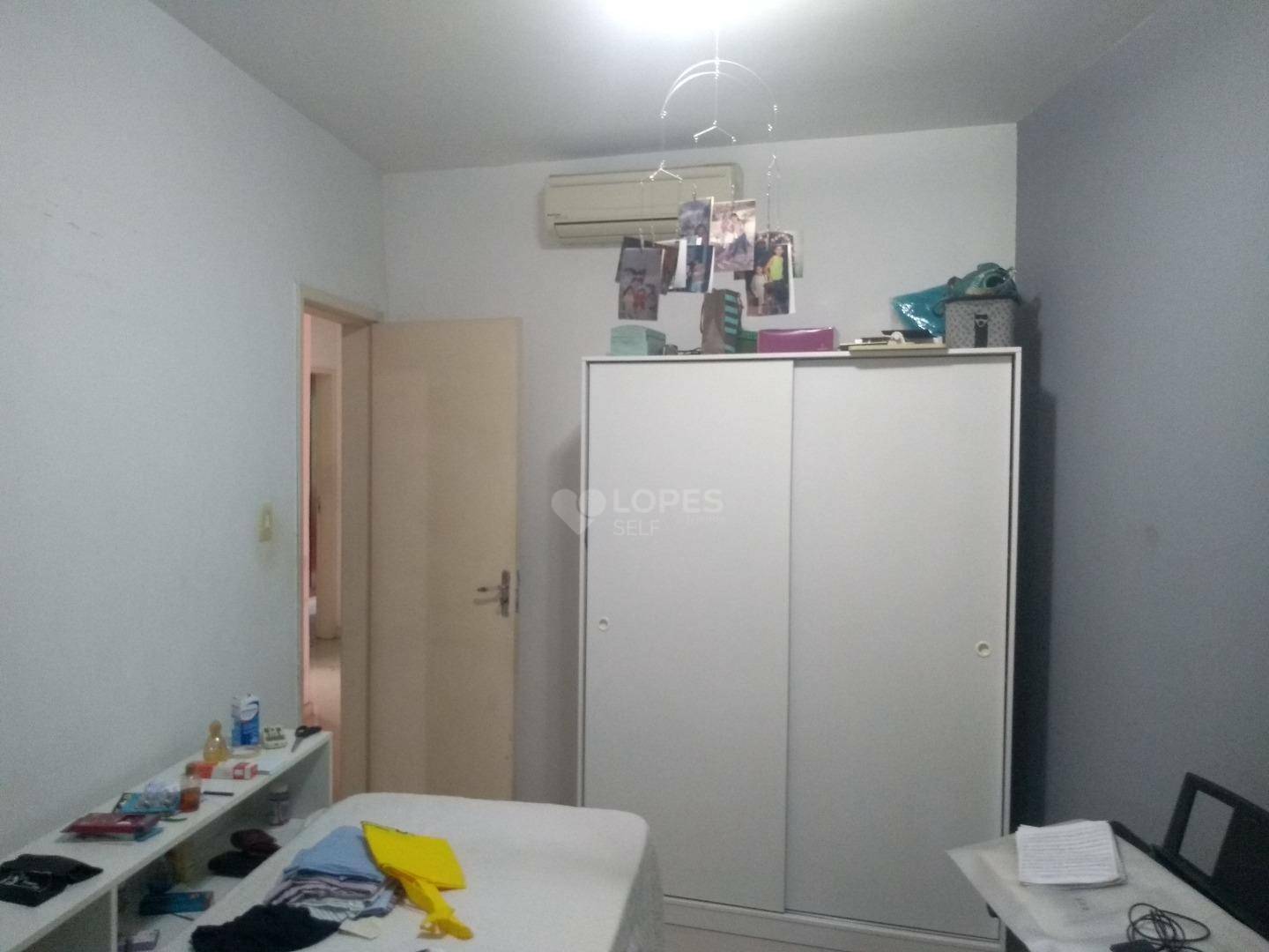 Casa à venda com 3 quartos, 215m² - Foto 11